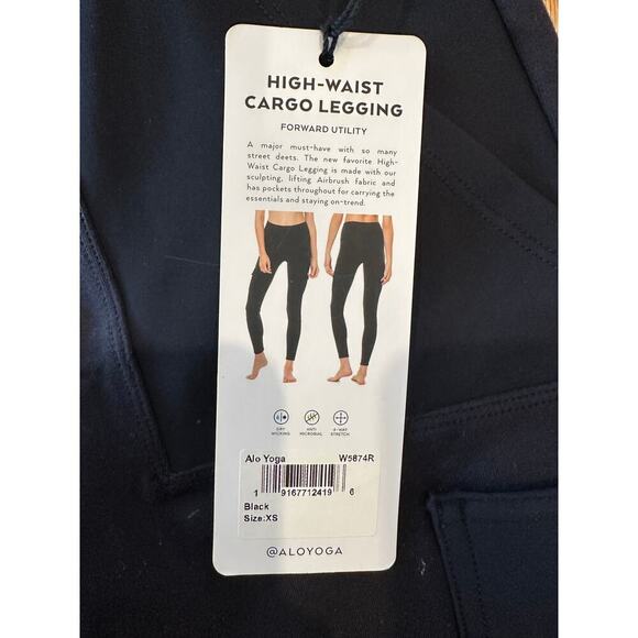 Alo High-Waist Cargo Legging - Picture 9 of 11